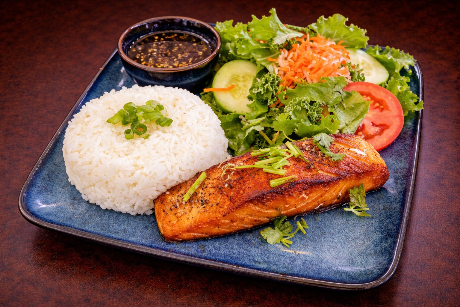 Cơm Cá Hồi Nướng